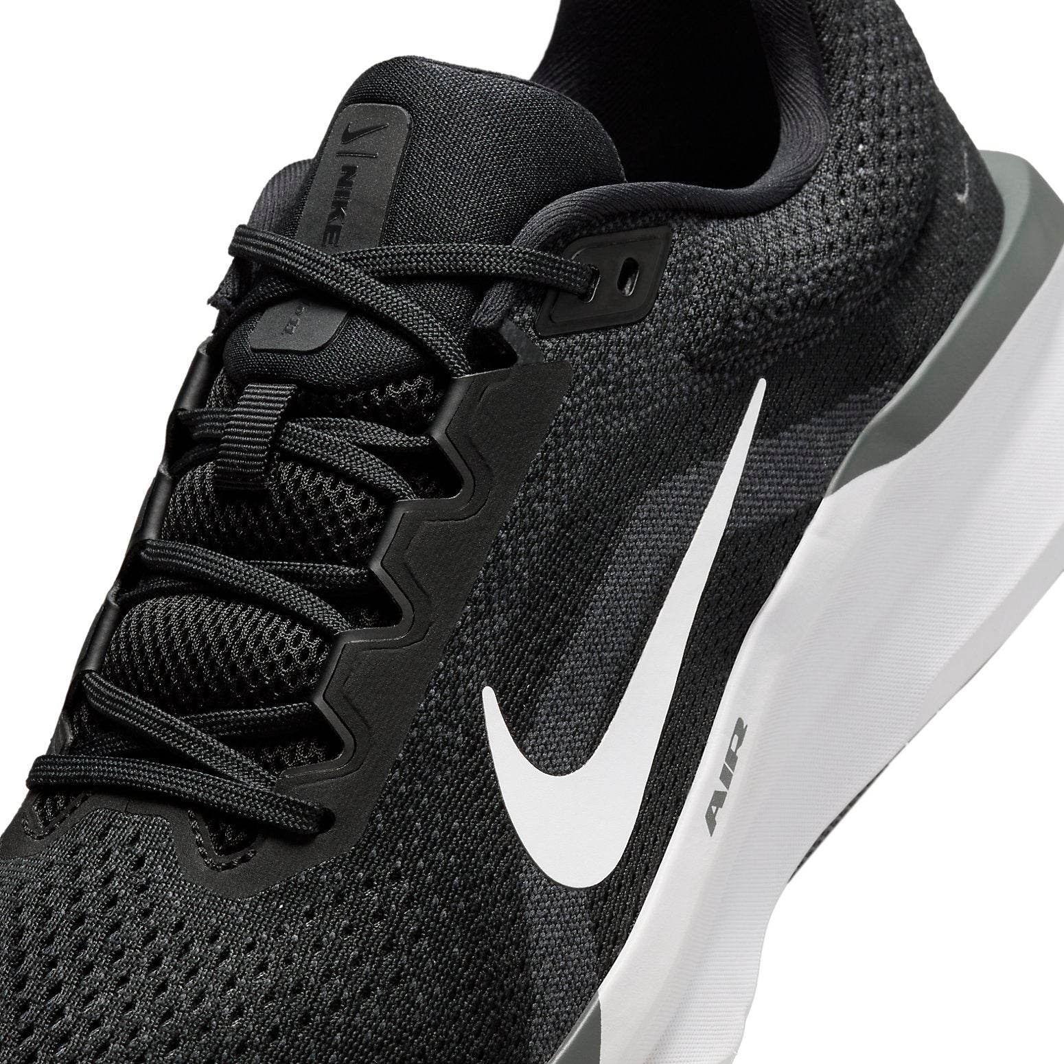 Nike Air Winflo 11 Black White - Harbi Brands