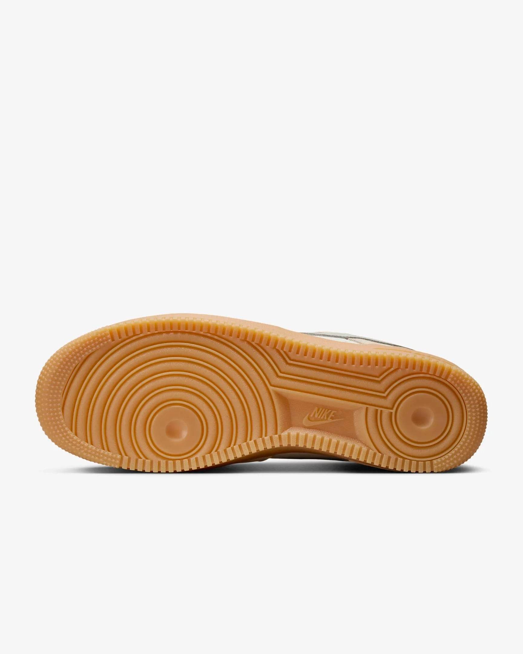 Nike Air Force 1 '07 LV8 Men's Shoes - Harbi Brands