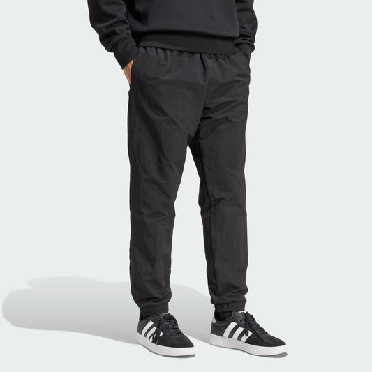 Essential Small Logo Woven Pants
