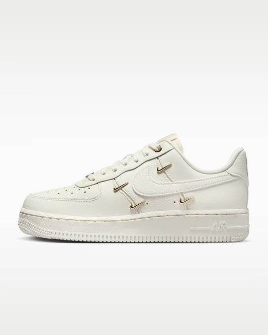 Nike Air Force 1 '07 LX