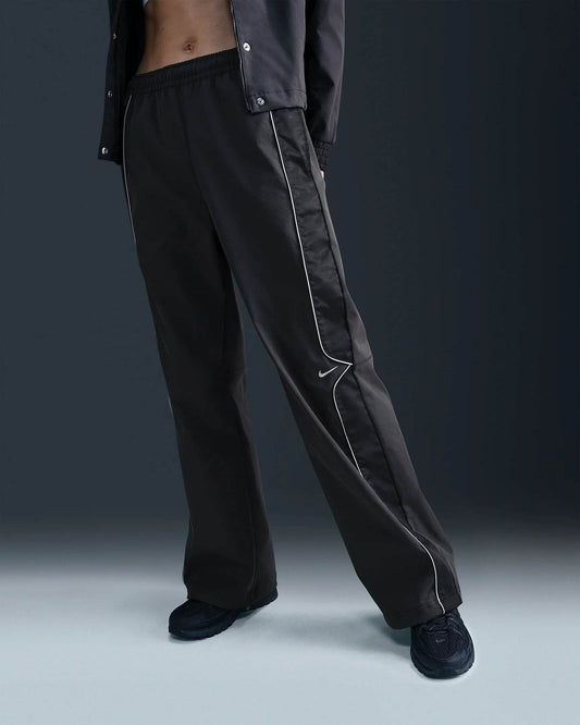 Nike Sportswear Women's Woven Trousers - Harbi Brands