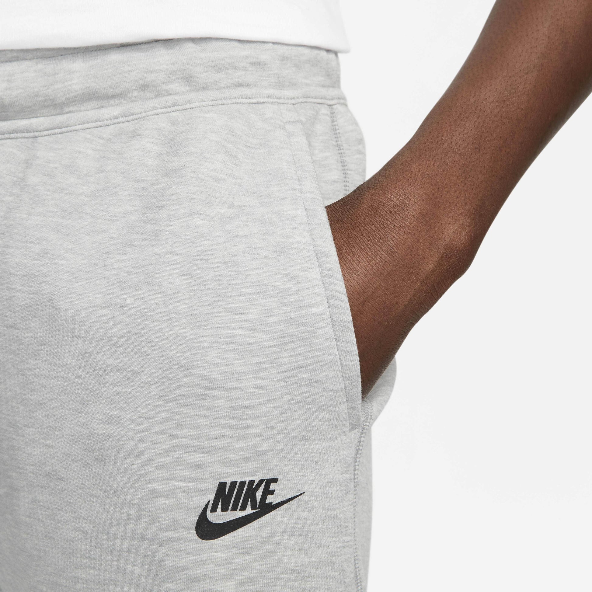 Nike Sportswear Tech Fleece - Harbi Brands