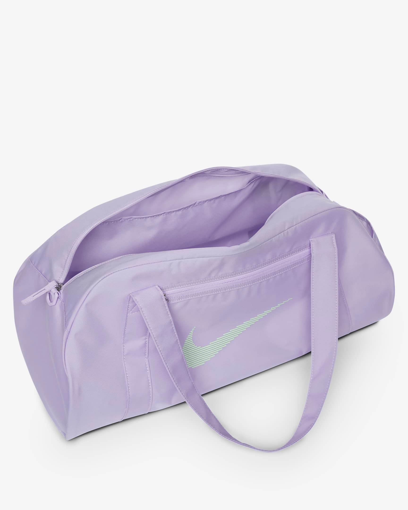 Nike Gym Club Duffel Bag (24L) - Harbi Brands