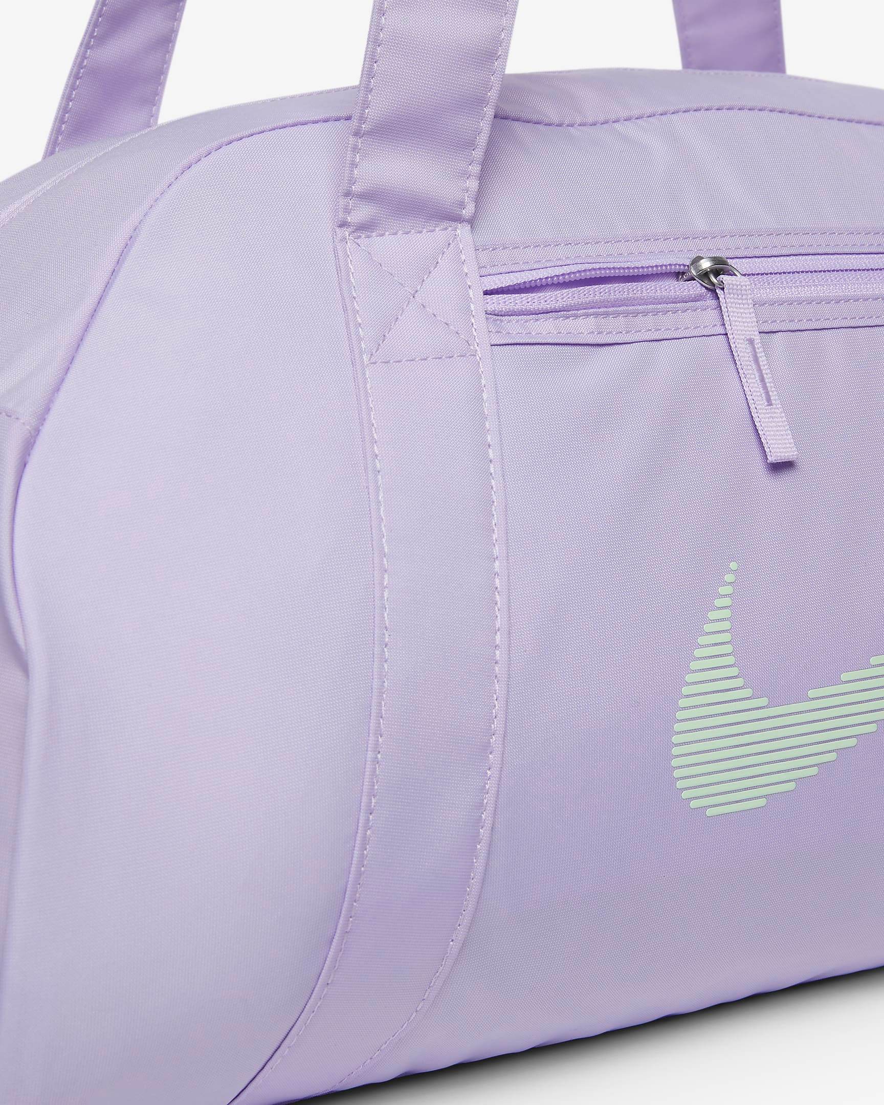 Nike Gym Club Duffel Bag (24L) - Harbi Brands