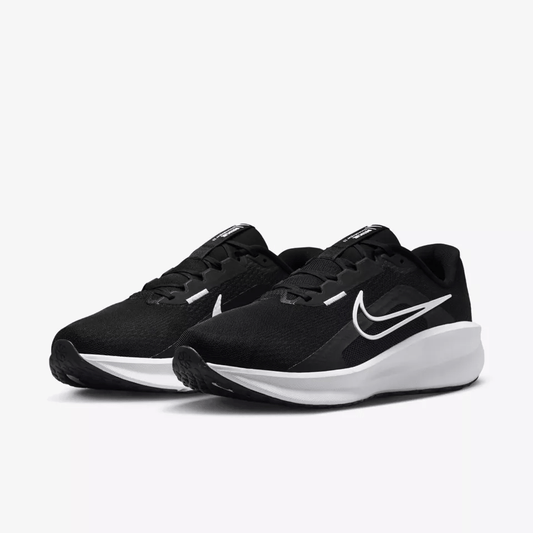 Nike Downshifter 13 Wide Road Running Shoes