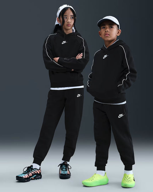 Nike Sportswear Club Fleece Older Kids' Hooded Tracksuit