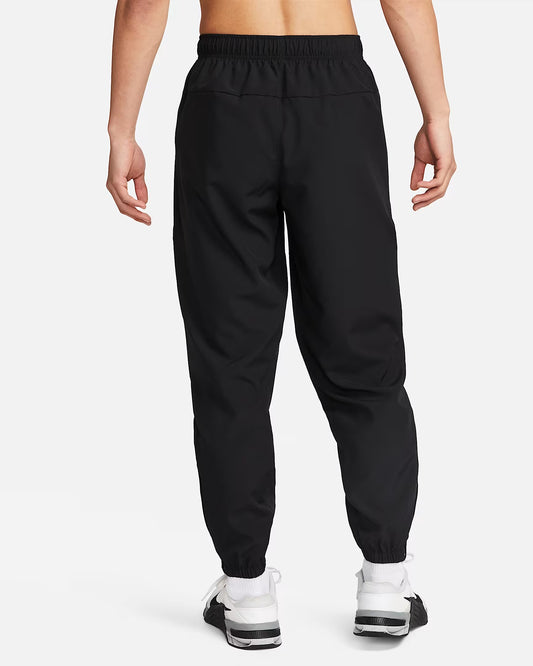 Nike Form Men's Dri-FIT Tapered Versatile Trousers