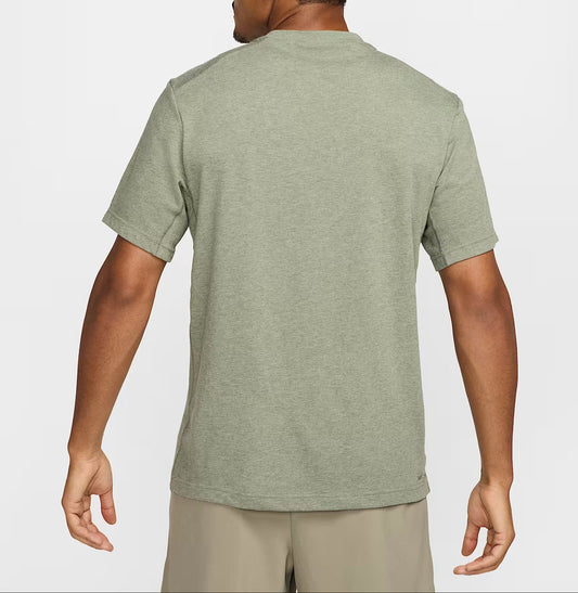 Nike Primary Men's Dri-FIT Short-sleeve Versatile Top
