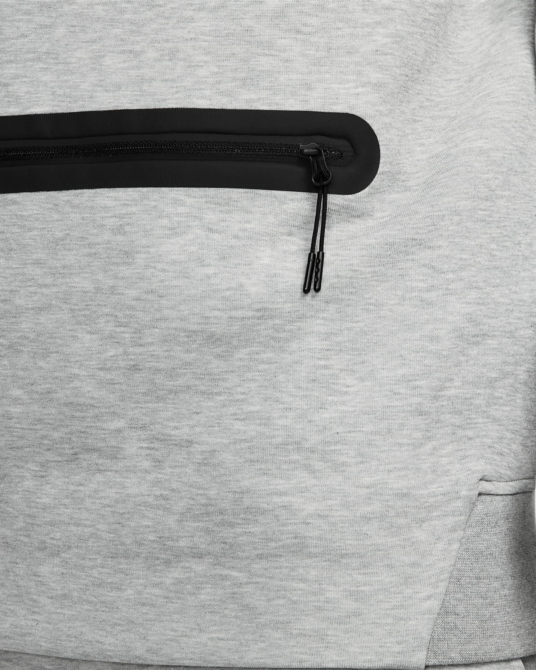 Nike Sportswear Tech Fleece Men's 1/2-Zip Sweatshirt - Harbi Brands