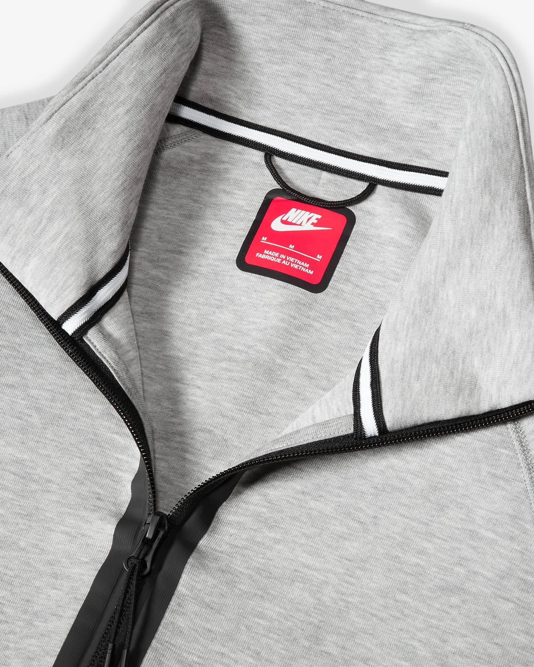 Nike Sportswear Tech Fleece Men's 1/2-Zip Sweatshirt - Harbi Brands