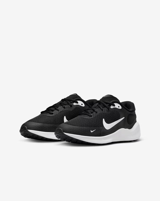 Nike Revolution 7 Big Kids' Road Running Shoes