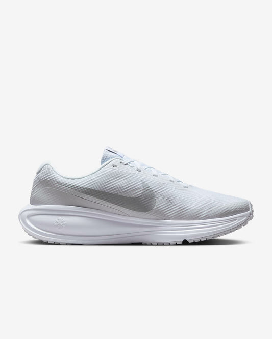 Nike Revolution 8