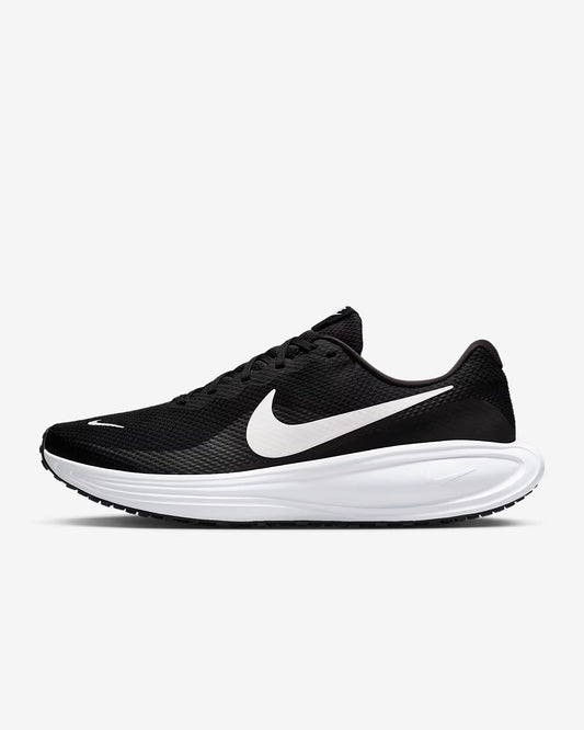 Nike Revolution 8