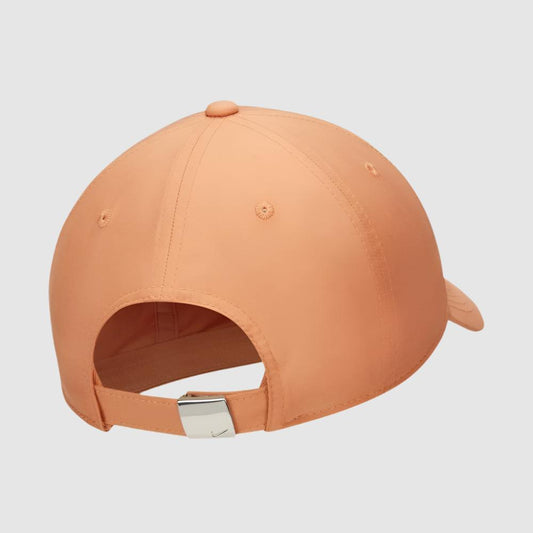 Nike Dri-FIT Club Unstructured Metal Swoosh Cap